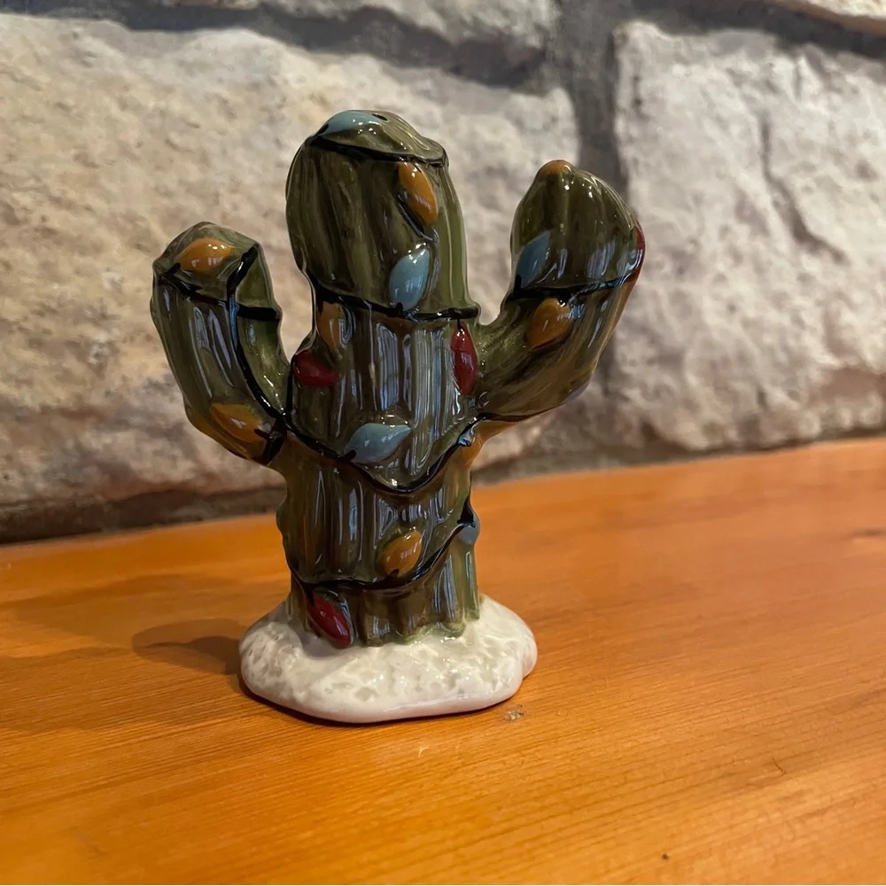 St. Nicholas Square Happy Trails Holiday Pepper Shaker Cactus w/ Christmas Light